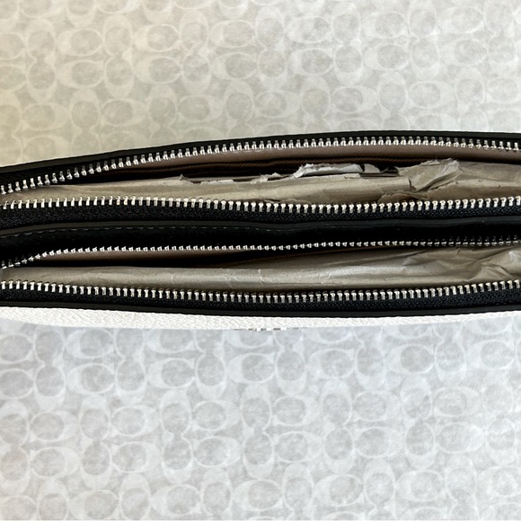 NWT COACH DOUBLE ZIP LARGE WALLET WRISTLET CF447 SV/CHALK BLACK MULTI $198 - Picture 12 of 14